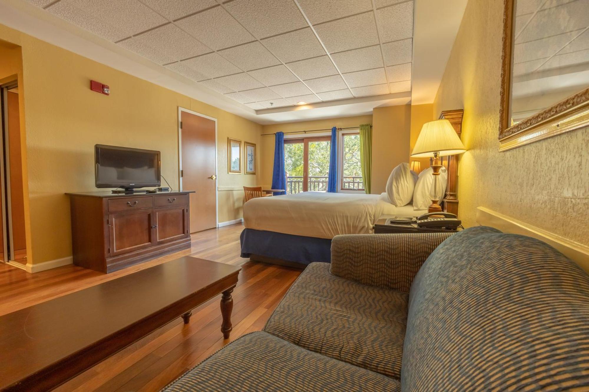 Ocean Inn & Suites St. Simons Island Экстерьер фото