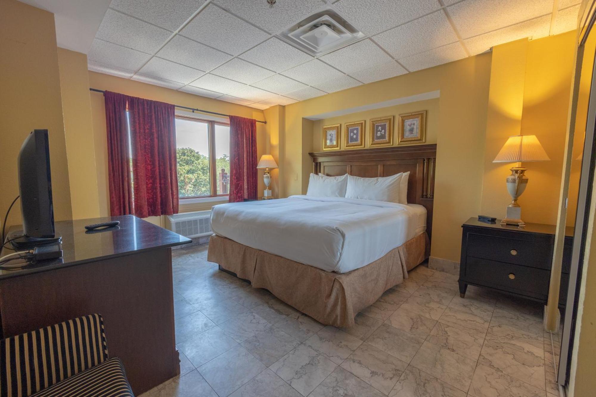 Ocean Inn & Suites St. Simons Island Экстерьер фото