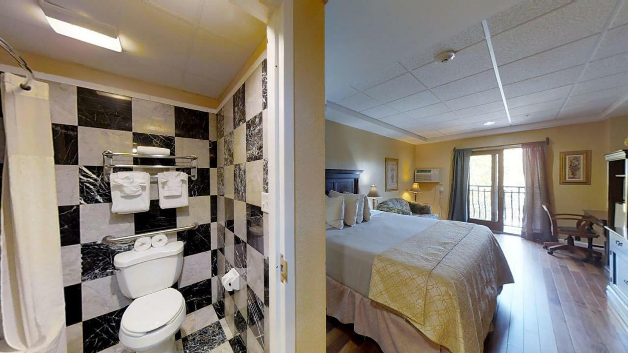 Ocean Inn & Suites St. Simons Island Экстерьер фото