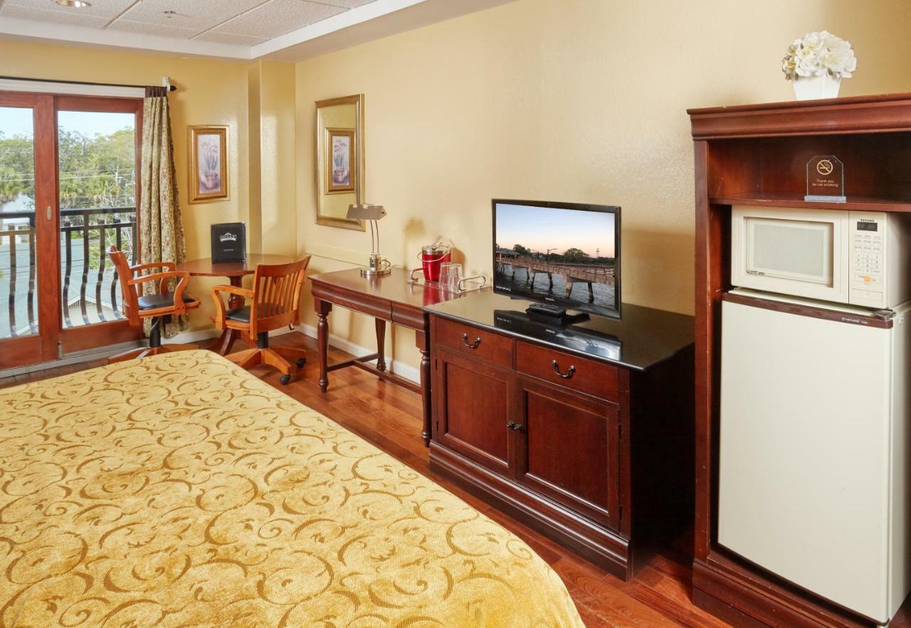 Ocean Inn & Suites St. Simons Island Экстерьер фото